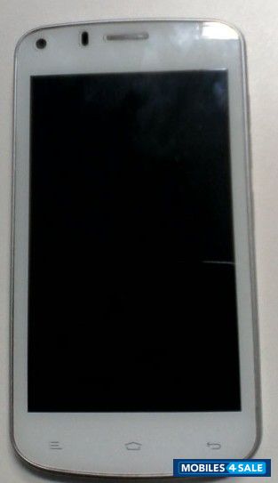 White Gionee Pioneer P3