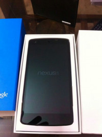 Black Google Nexus 5