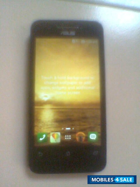 Black Asus Zenfone 4