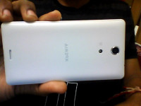 White Sony Xperia ZR