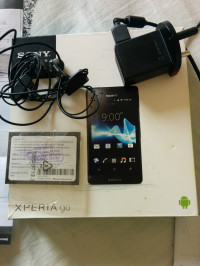 Black Sony Xperia go