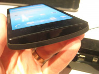 Black Sony Xperia ion