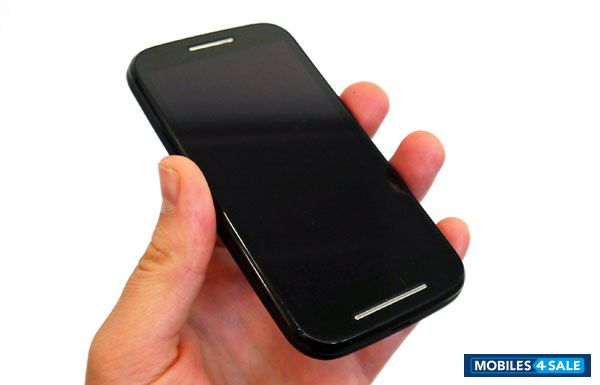 Black Motorola MOTO E