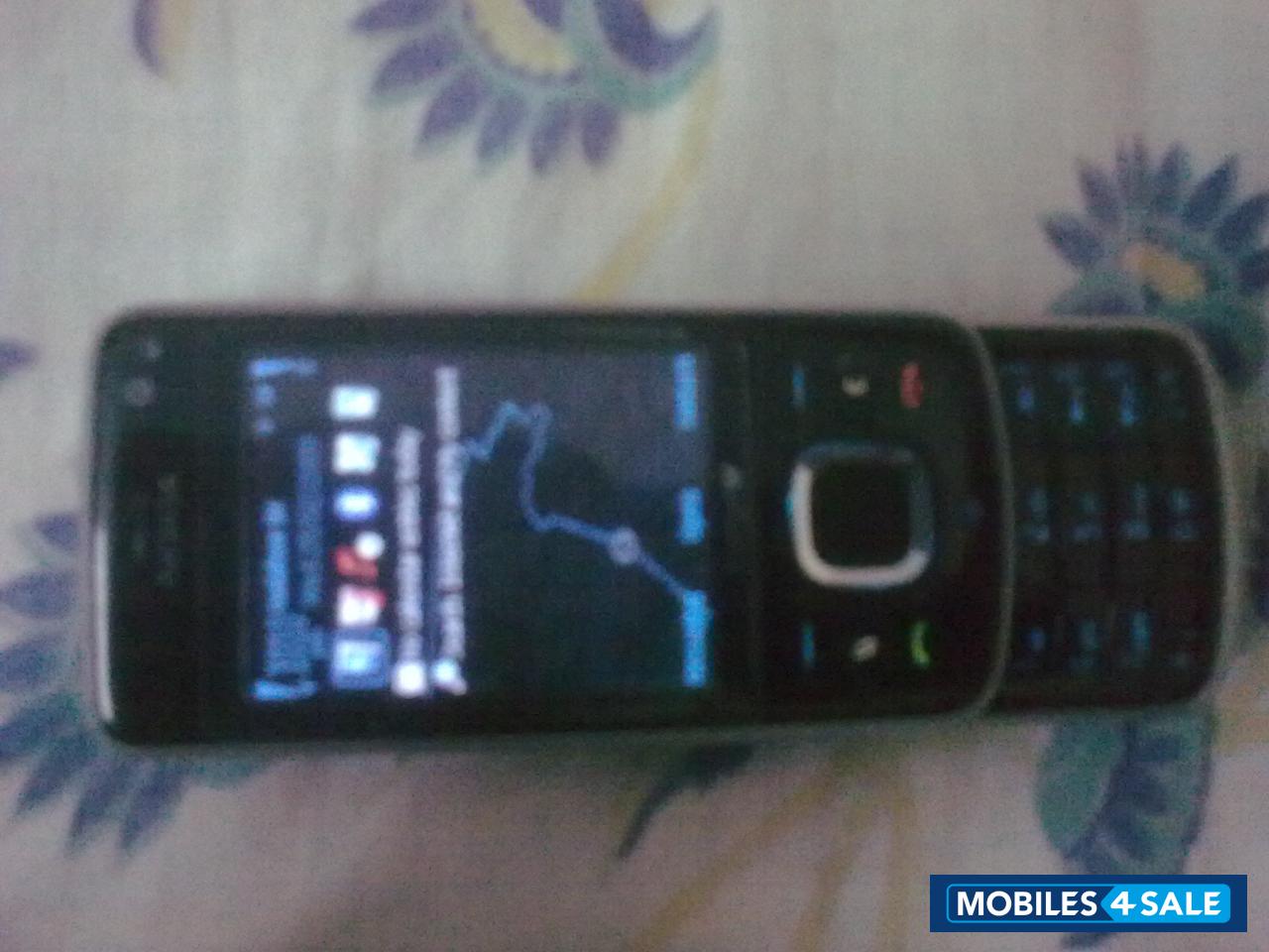 Black Nokia 6210 Navigator