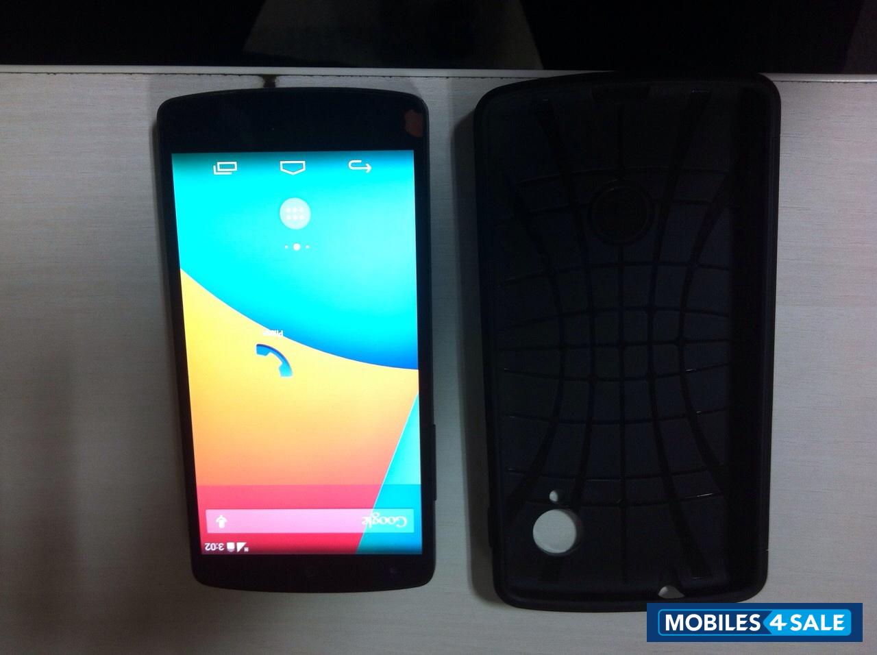 Black Google Nexus 5