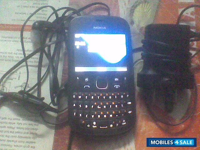 Black Nokia Asha 200