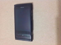 Black Nokia Lumia 800