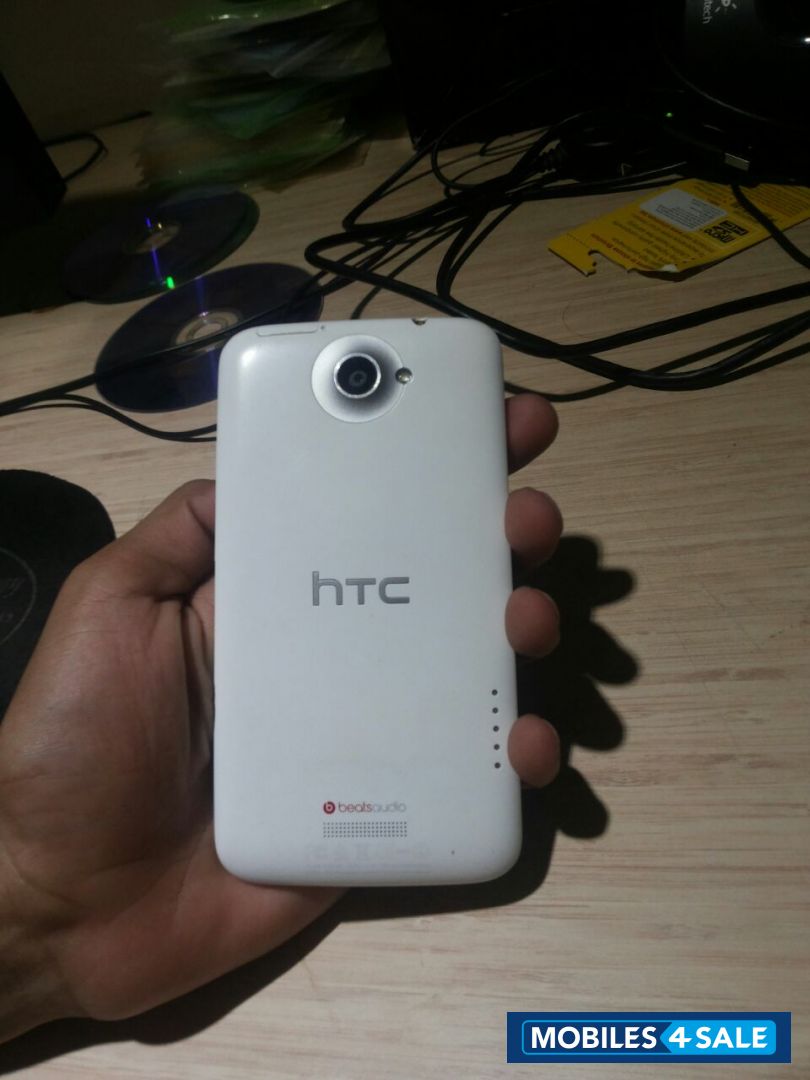 White HTC One X