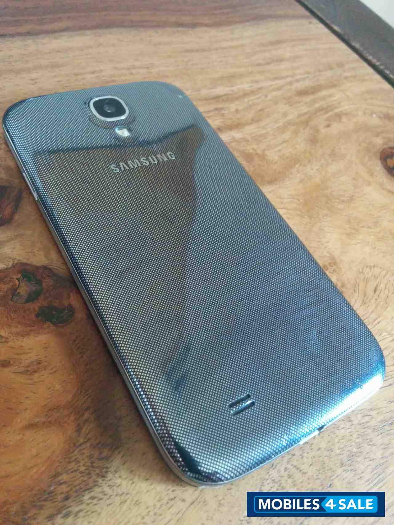 Blue Samsung Galaxy S4