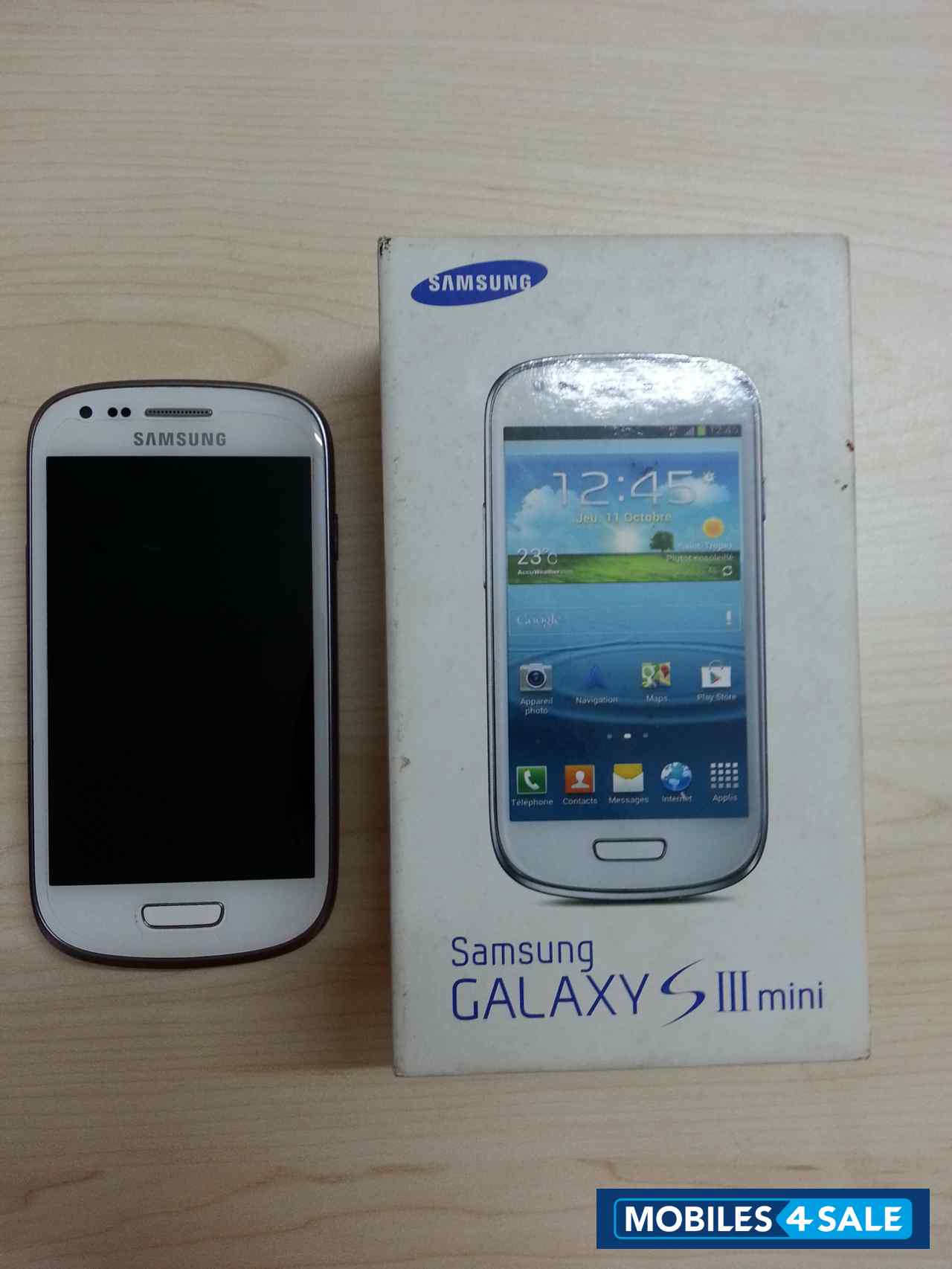 White Samsung Galaxy S3 Mini