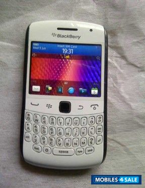 White BlackBerry Curve 9360