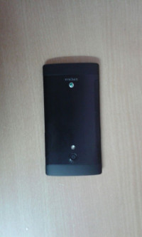 Black Sony Xperia ion