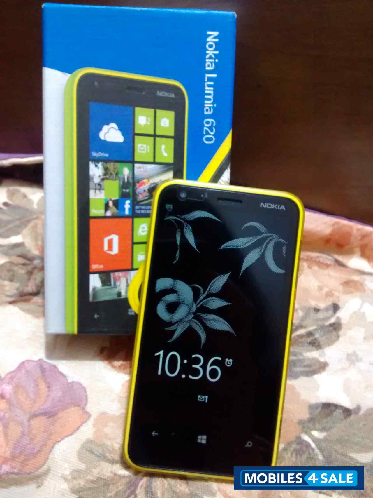 Yellow Nokia Lumia 620