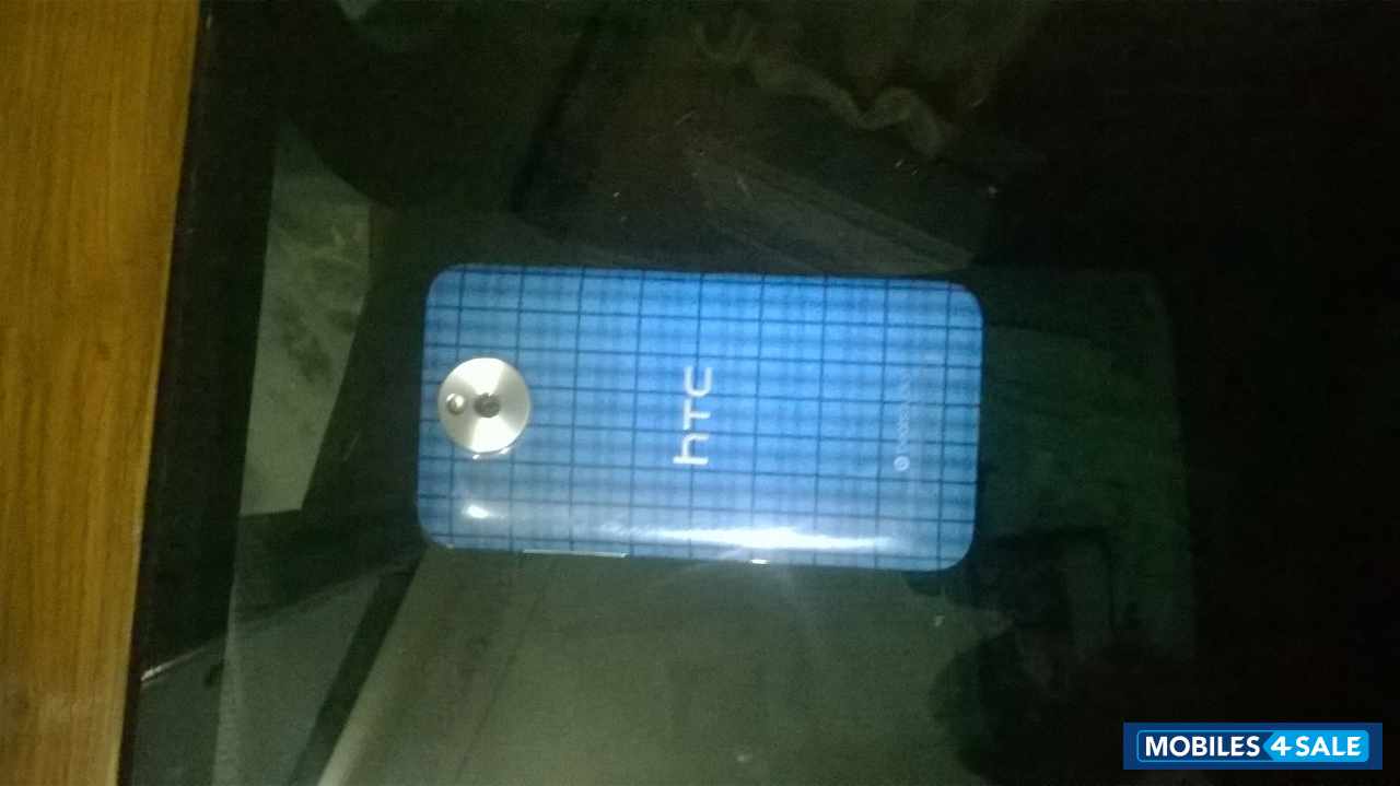 Blue HTC Desire 501