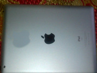 White Apple iPad2