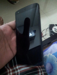 Black Google Nexus 5