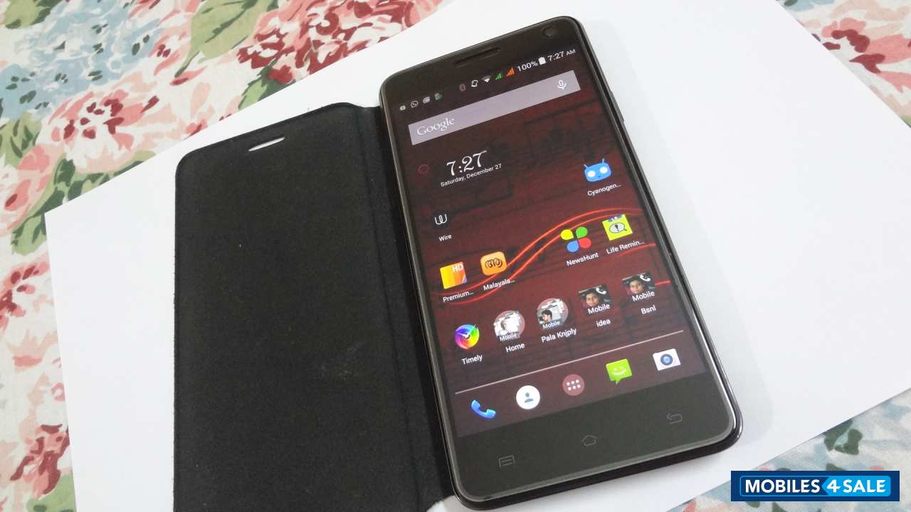 Black Xolo Q3000