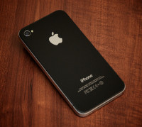 Black Apple iPhone 4