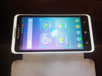 White Lenovo S890