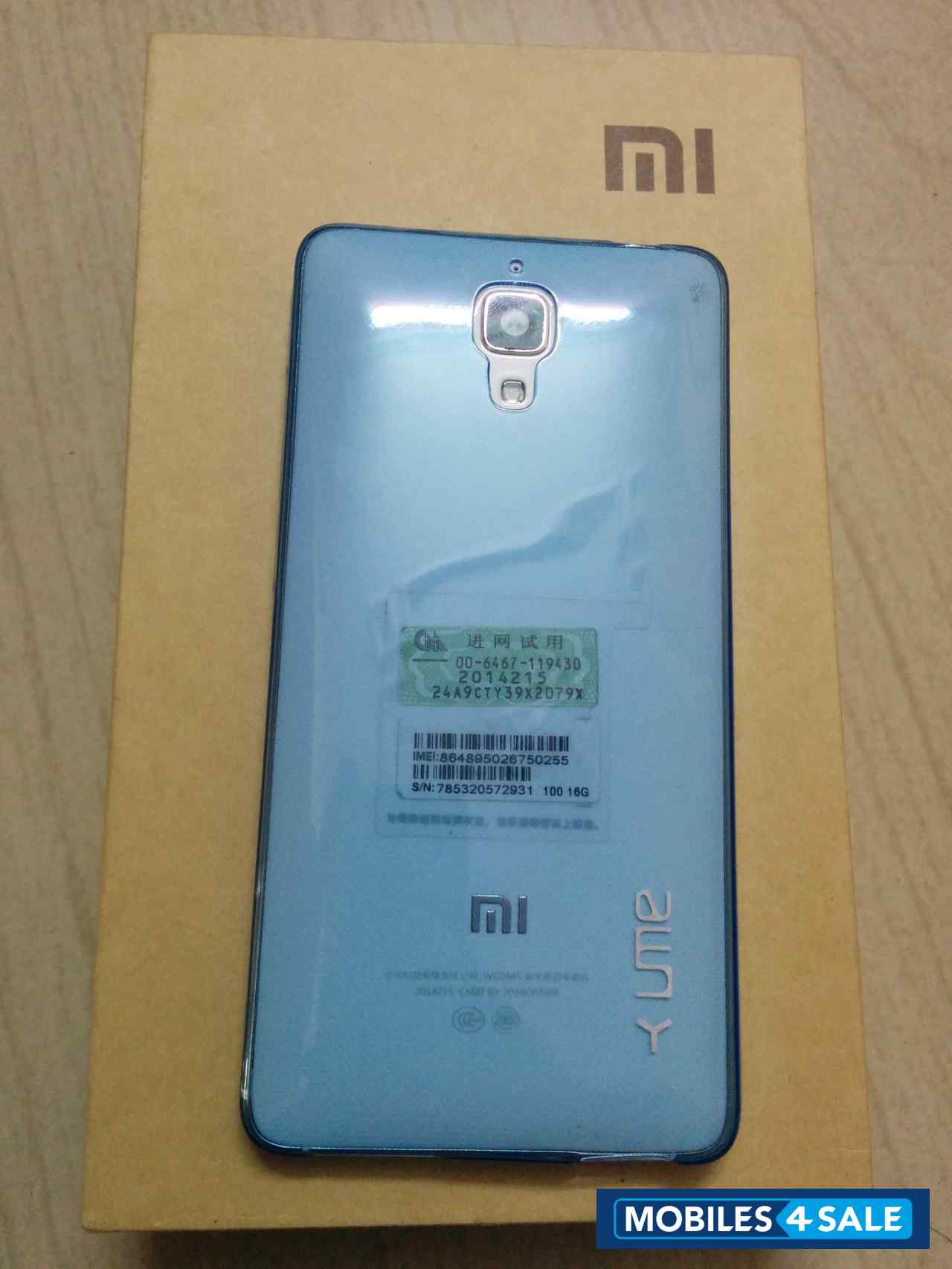 White Xiaomi MI-4