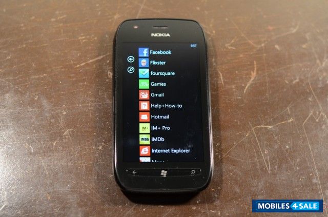 Black Nokia Lumia 710