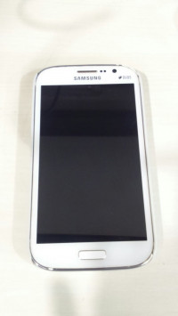 White Samsung Galaxy Grand GT-I9082