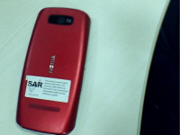 Red Nokia Asha 305