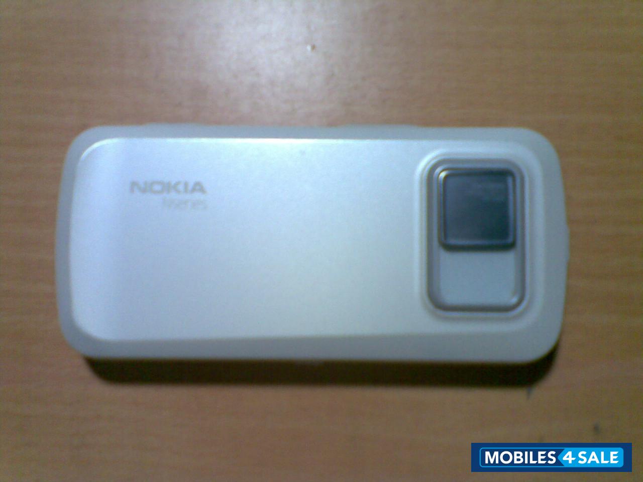 White Nokia N97