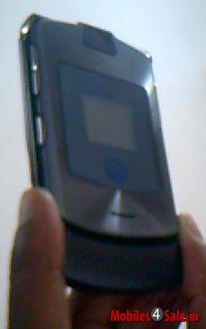 Black Motorola MOTORAZR V3i