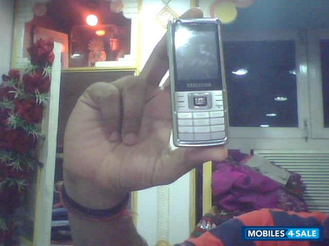 Silver Samsung SGH-L700