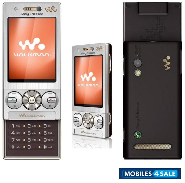 Silver Sony Ericsson W705