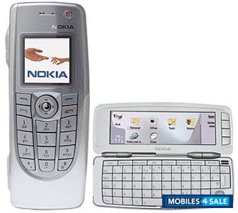 Silver Nokia 9300