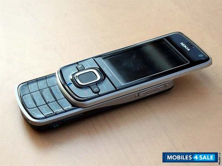 Black With Silver Nokia 6210 Navigator