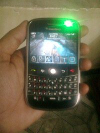 Black BlackBerry Bold