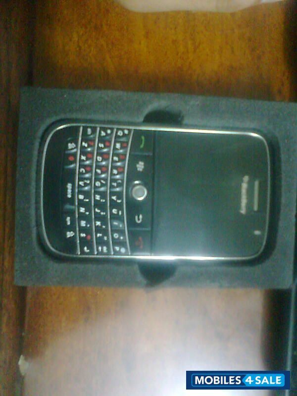 Black BlackBerry Bold