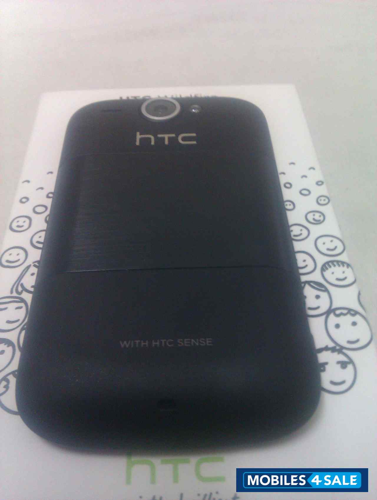 Black HTC Wildfire