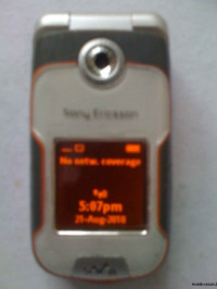 White Sony Ericsson W710