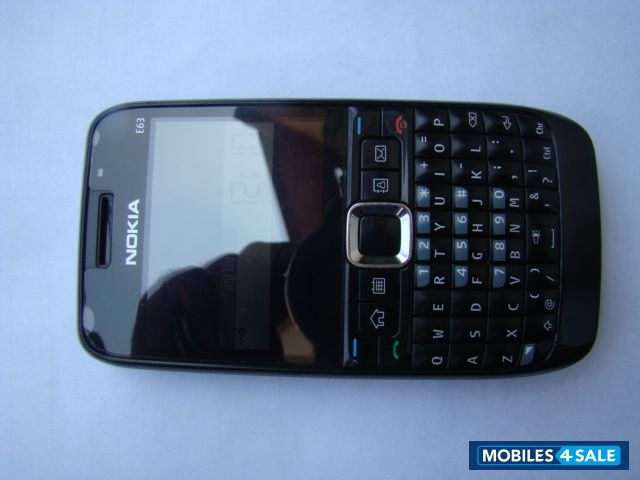 Black Nokia E63