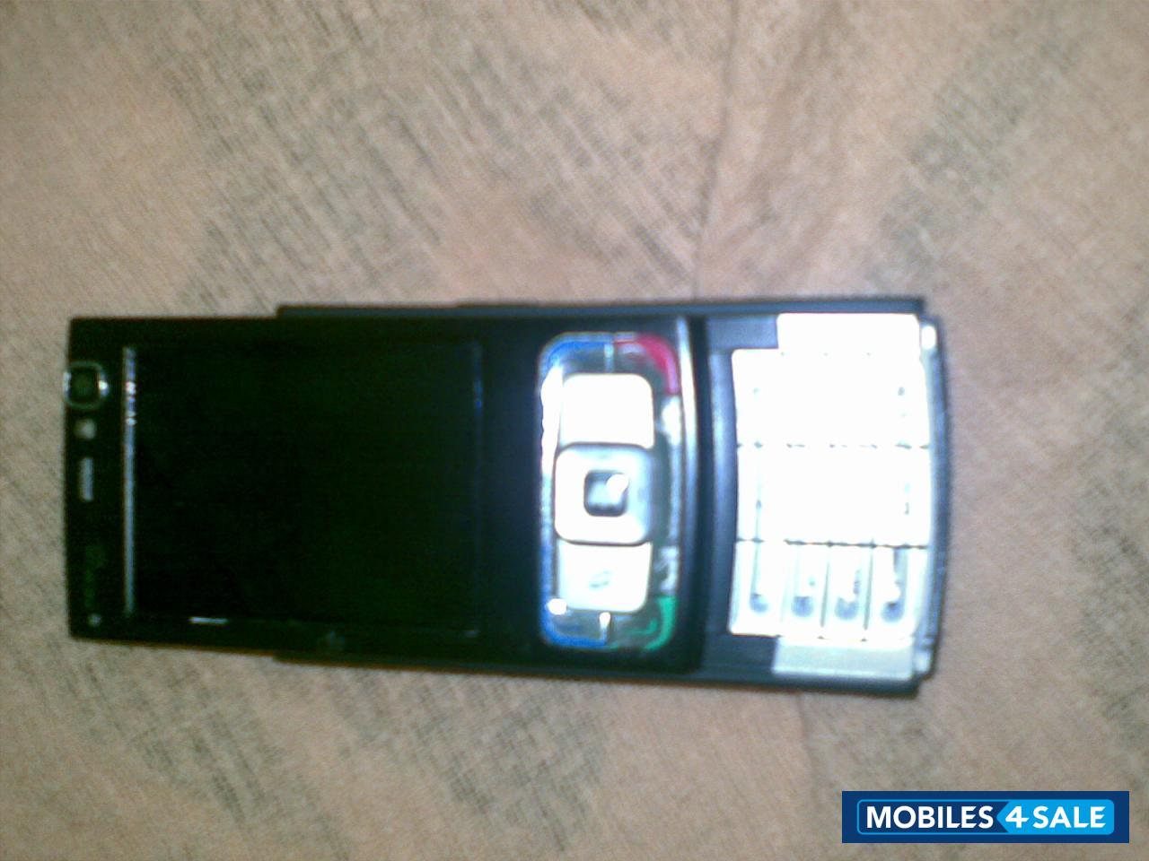 Black Nokia N95