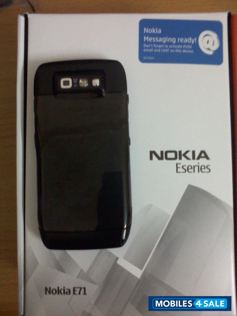 Black Nokia E71