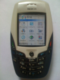 Black Cream Nokia 6600