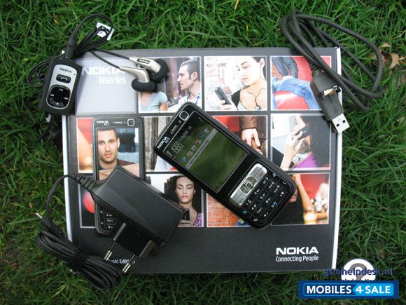 Black Nokia N73 Music Edition