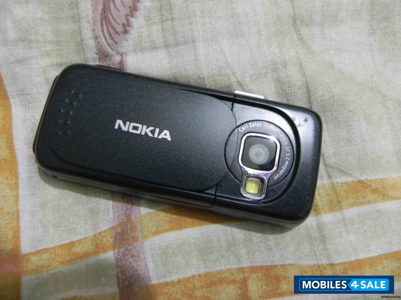 Black Nokia N73