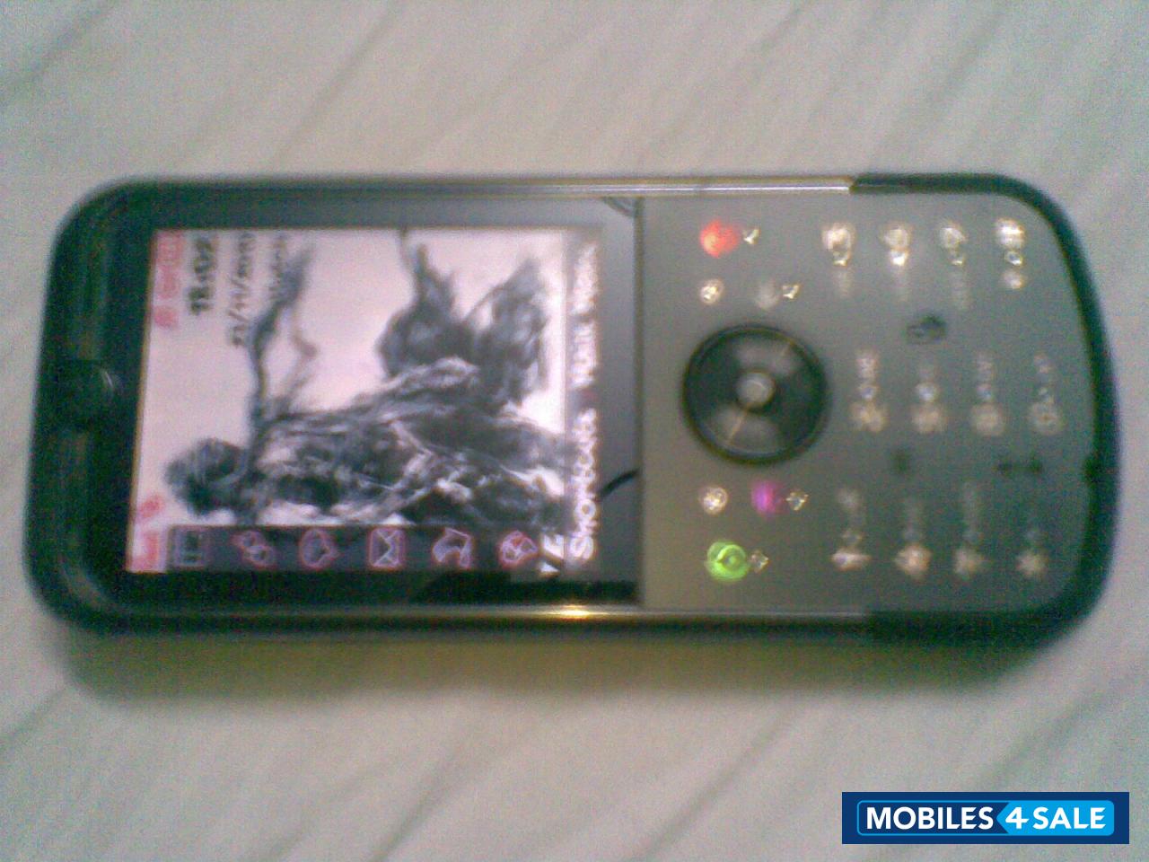 Dark Silver Motorola ZN5