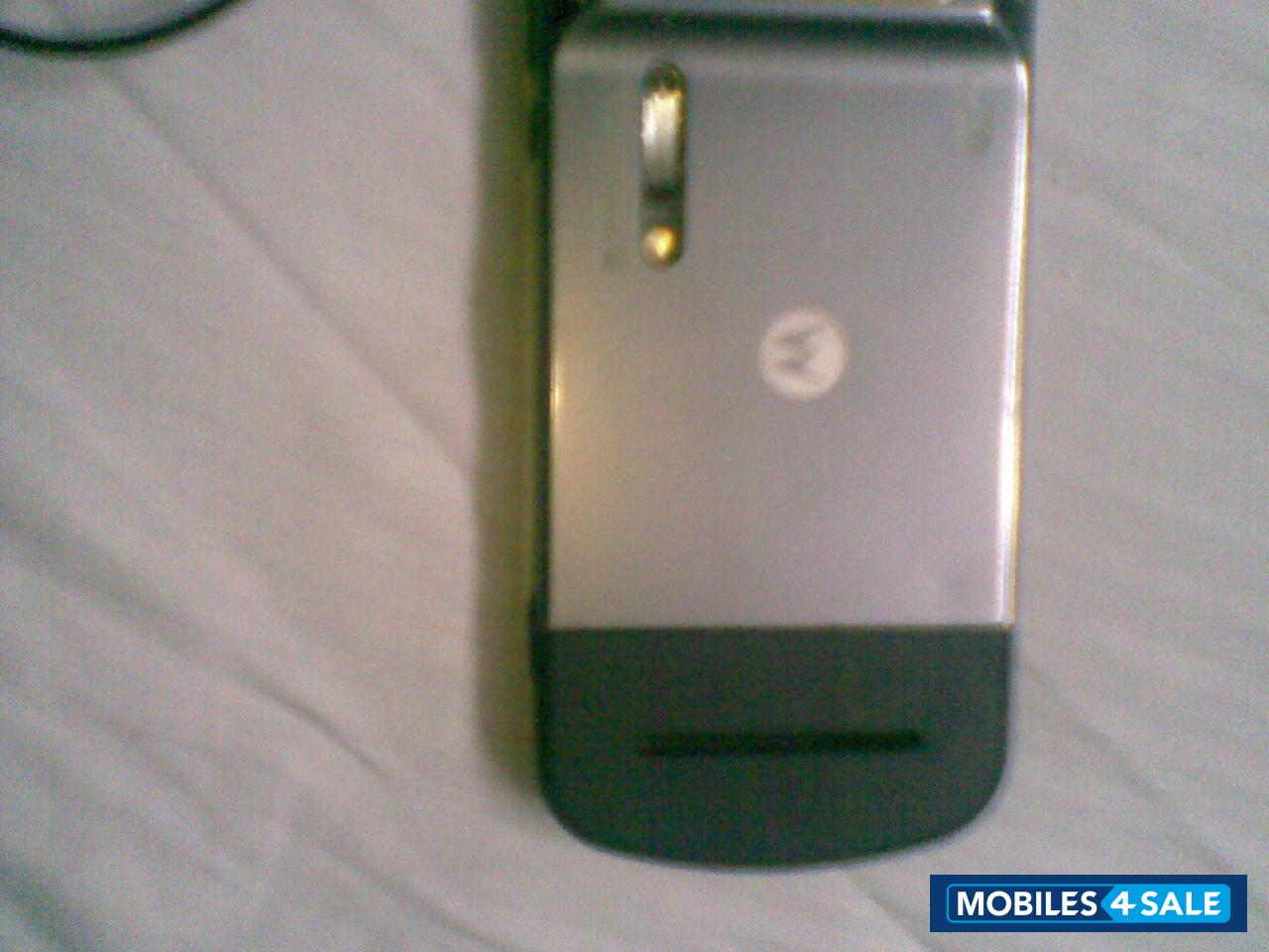 Dark Silver Motorola ZN5