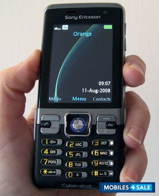 Black Sony Ericsson C702