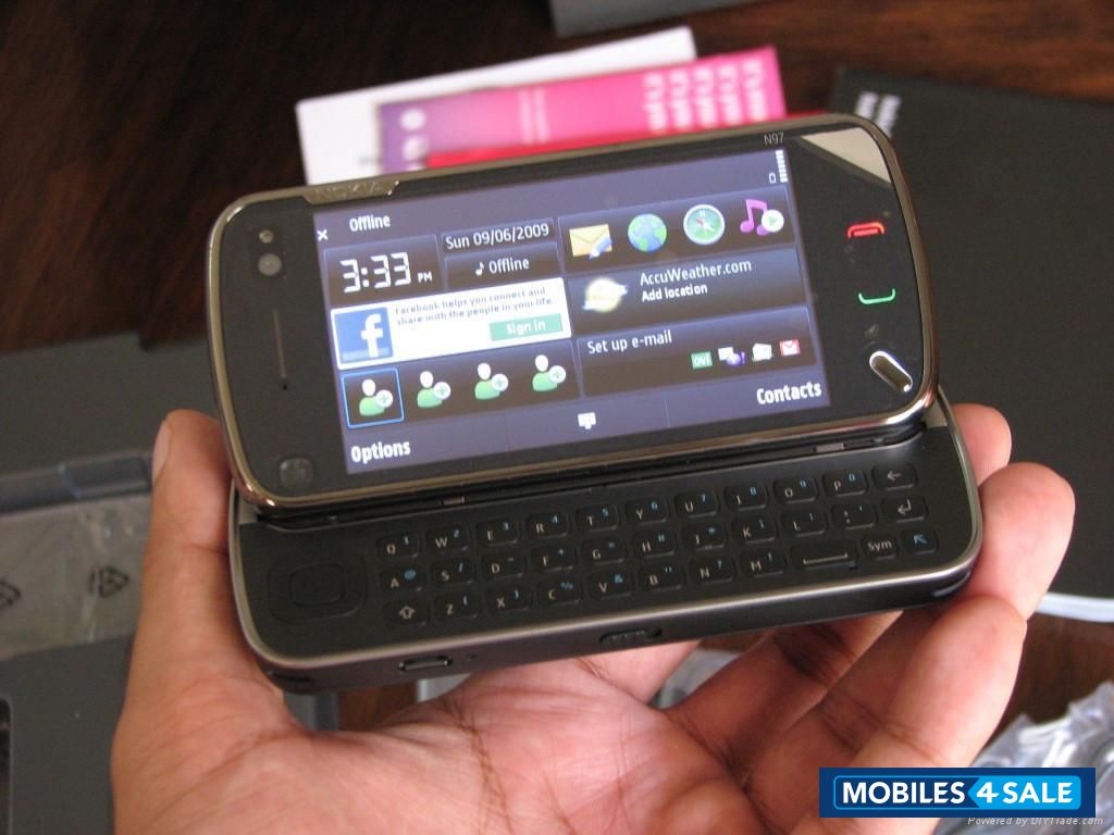 Black Nokia N97