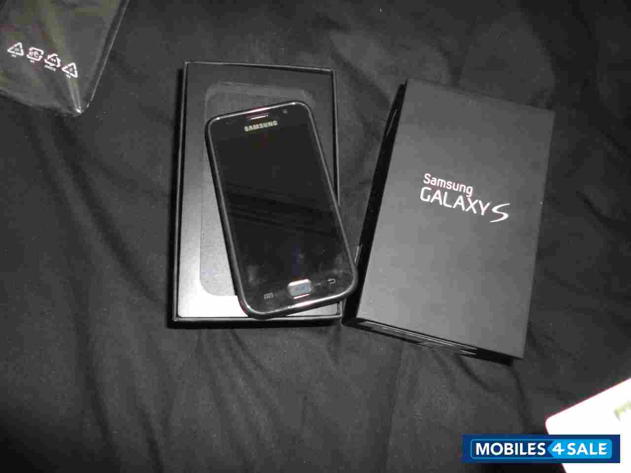 Black Samsung Galaxy S