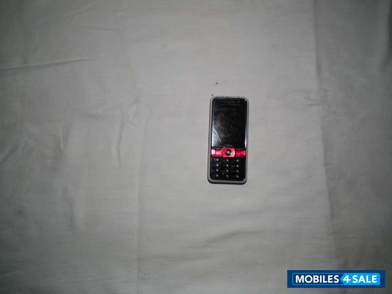 Black Sony Ericsson K660