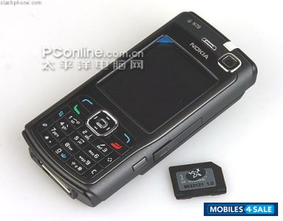 Black Nokia N70 Music Edition